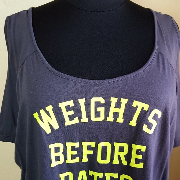 💜 Torrid Graphic Active Tee - Picture 2 of 5